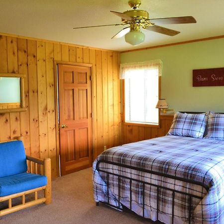Twin Peaks Guest Ranch Villa Salmon Dış mekan fotoğraf