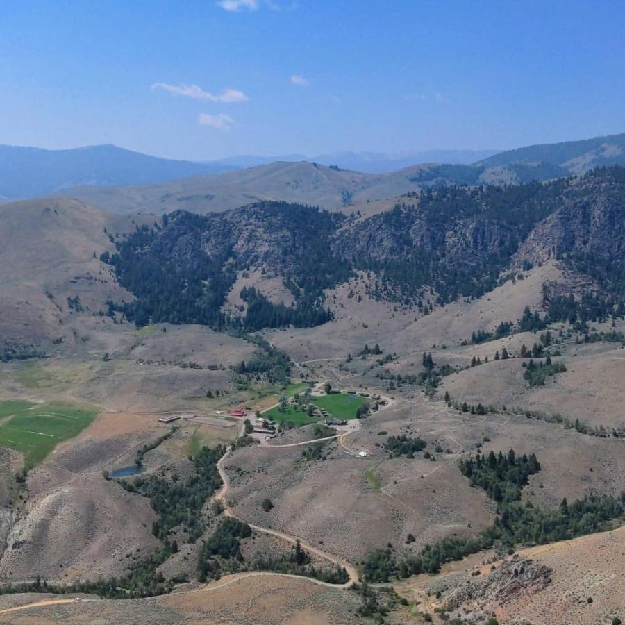 Twin Peaks Guest Ranch Villa Salmon Dış mekan fotoğraf