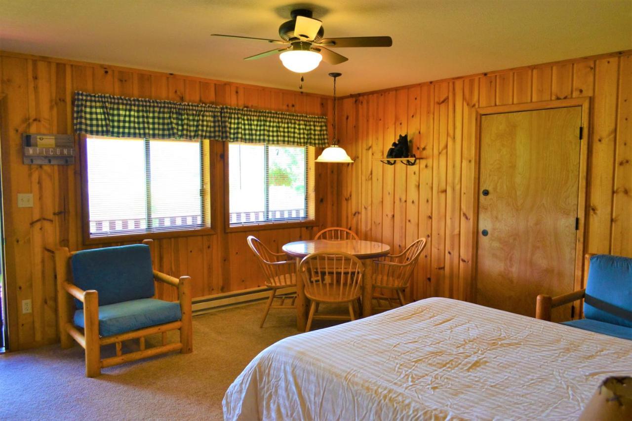 Twin Peaks Guest Ranch Villa Salmon Dış mekan fotoğraf